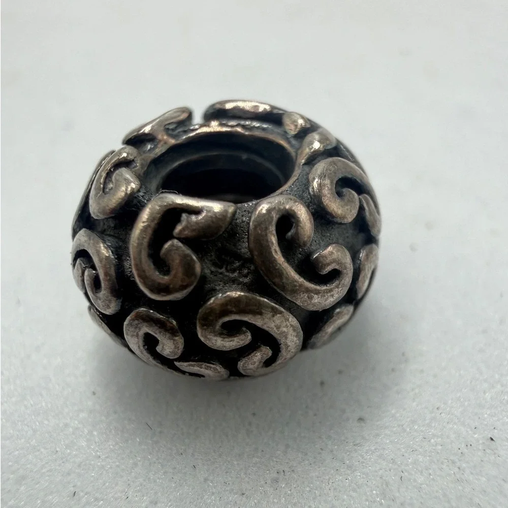 Pandora Sterling Silver Scroll Swirl Openwork Filigree Charm Bead 790453 Retired